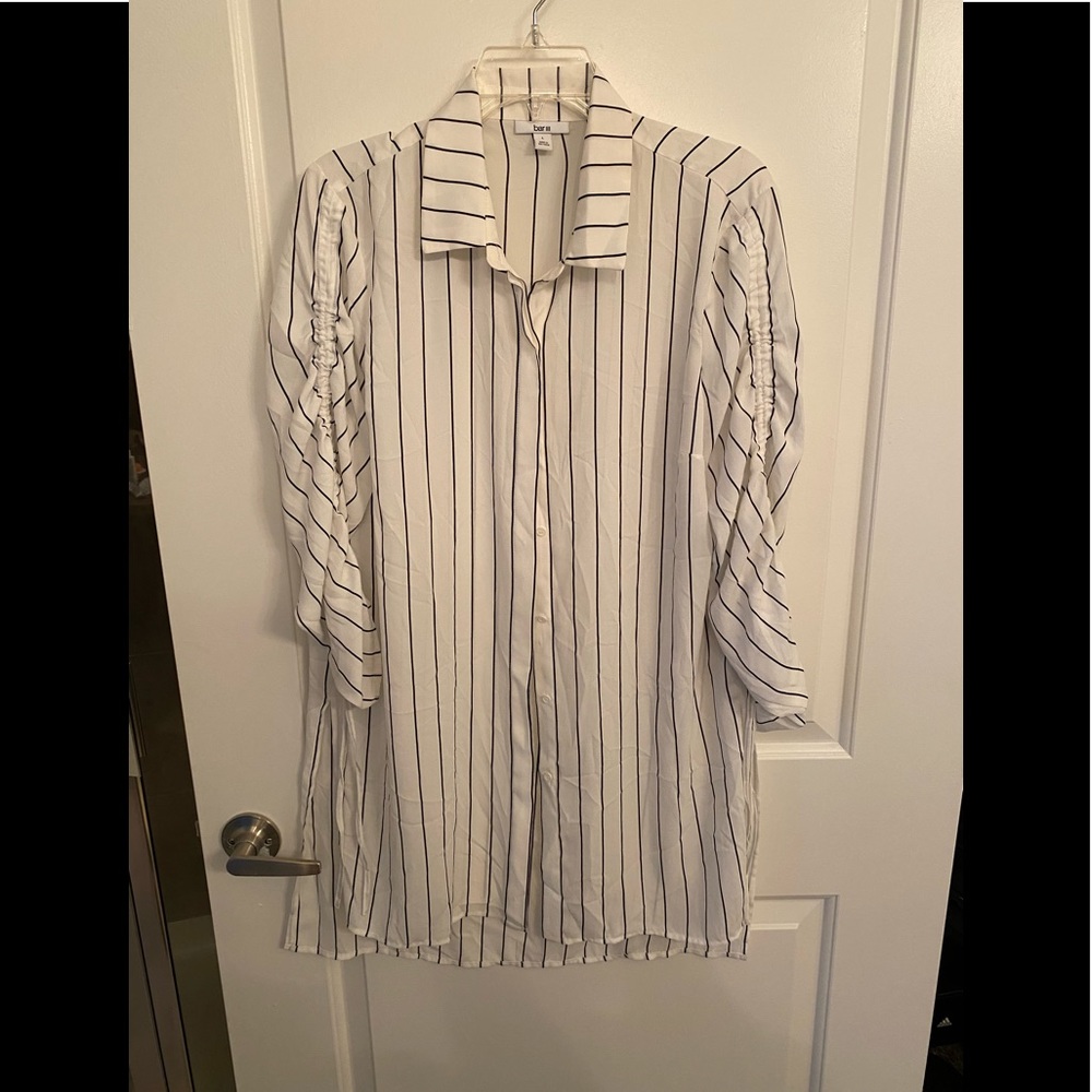 Bar III Long White w/ black lines Blouse